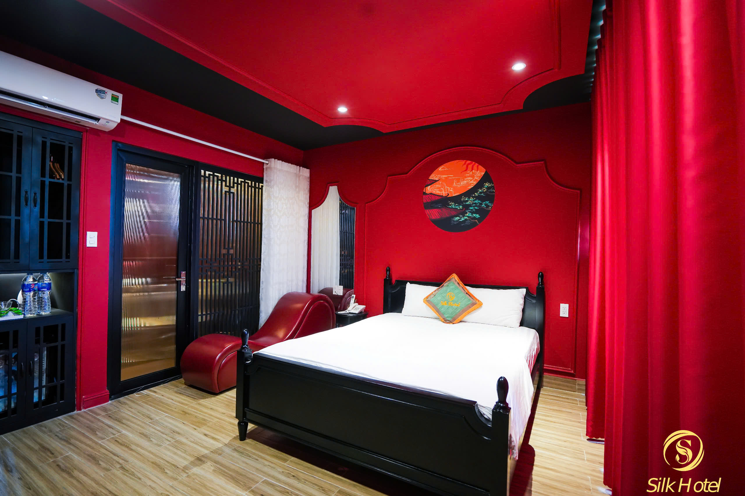 Love Room BD 7