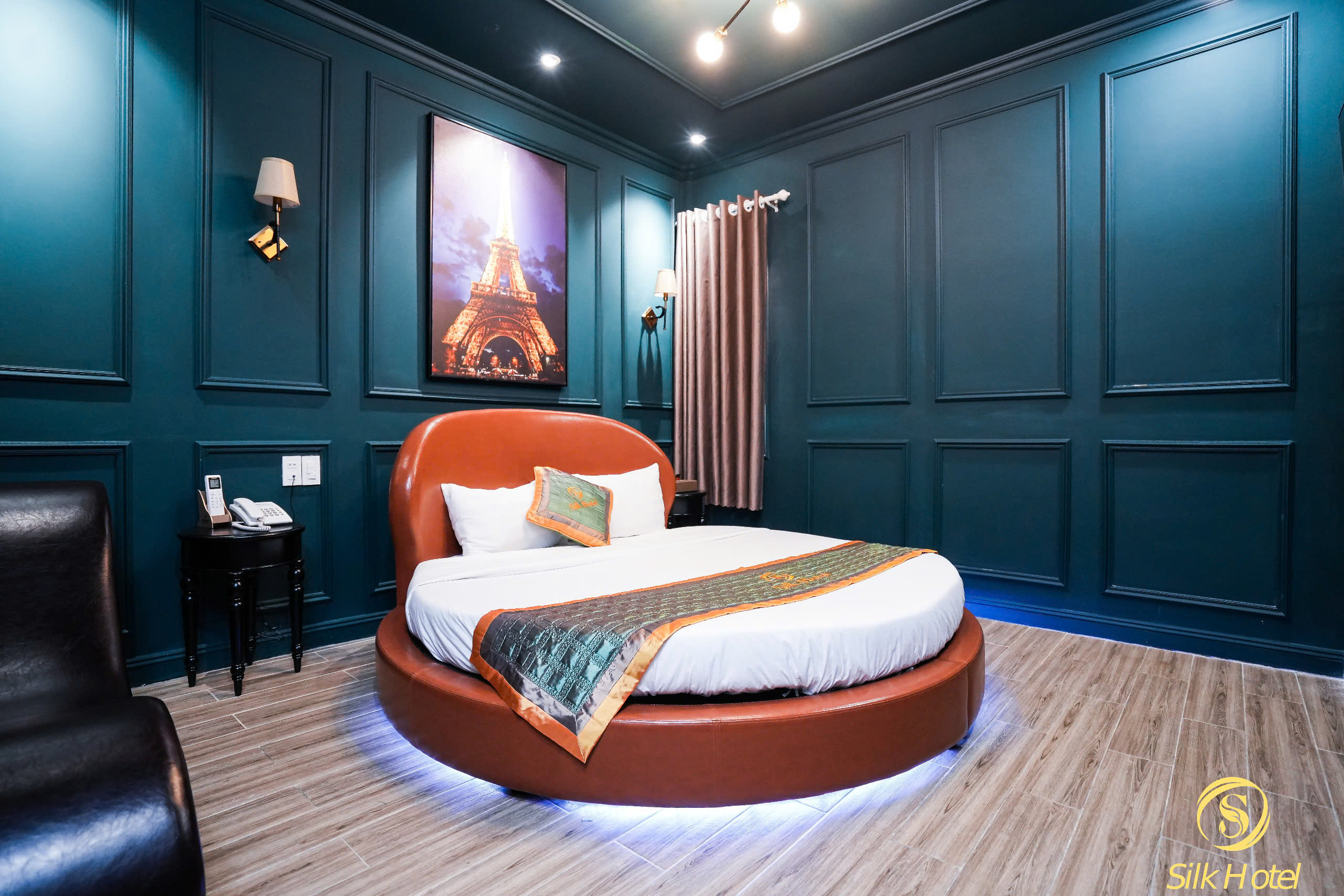 Love Room BD 8